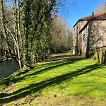 Parque de vacaciones Casa Rio Vez - Riverfront